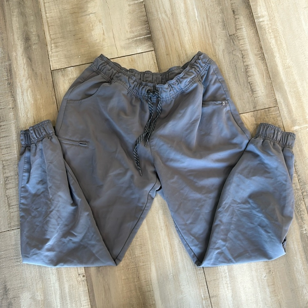 Large Jaanuu scrub bottoms